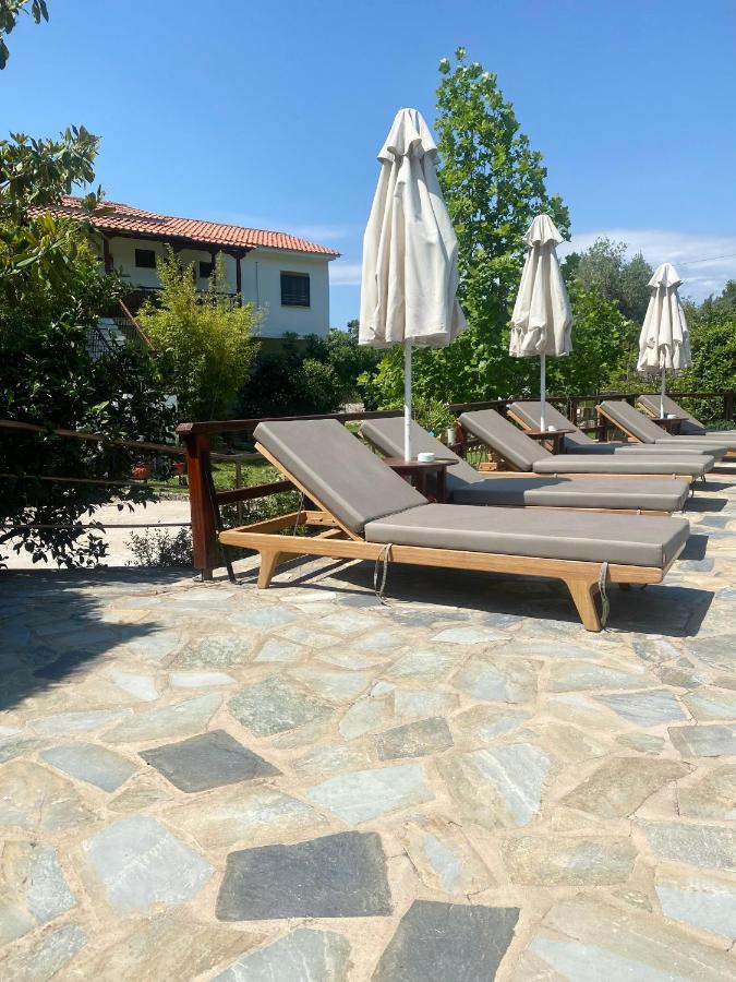 Sergios Aparthotel Koukounaries Esterno foto